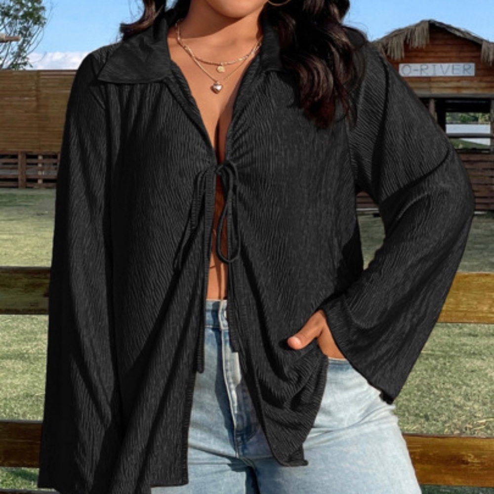 SHEIN LUNE Plus Tie Front Collar‎ Neck Shirt​​